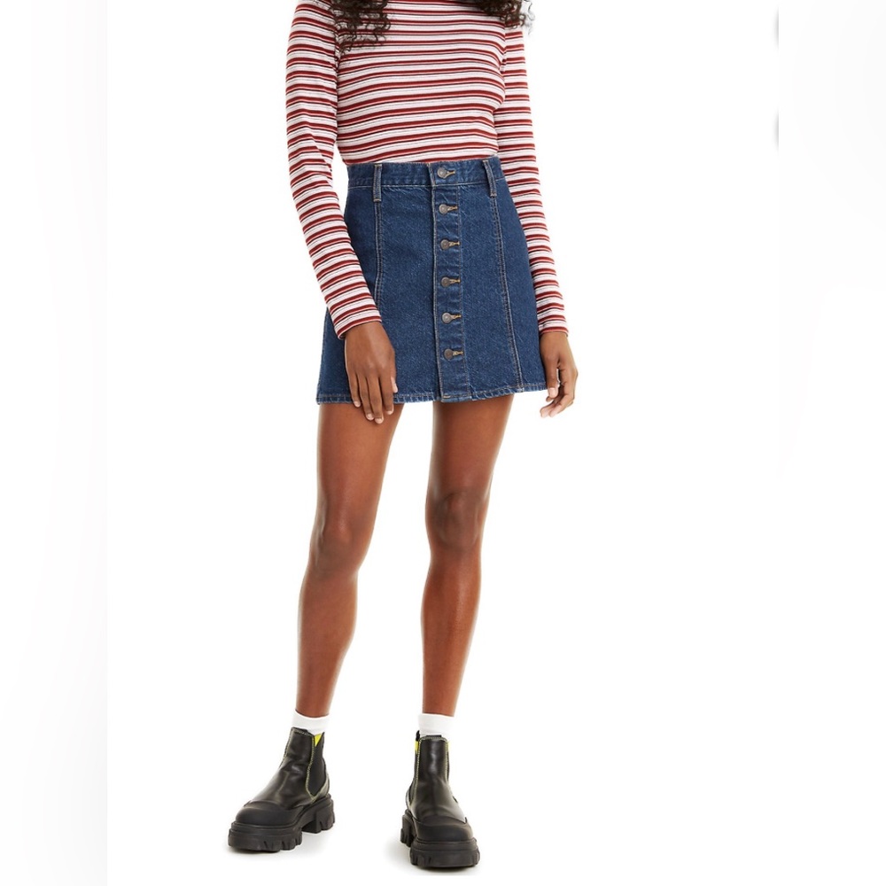 Levi's Women's A-Line Mini Skirt | Denim | Button Up Front